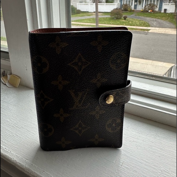 Pm Louis Vuitton agenda - Picture 9 of 9